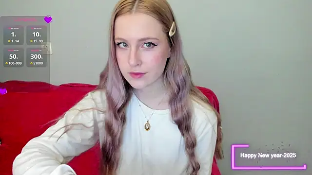Snapshot of lola_forever chatting on 8, 1, 2025 lola forever online show from 8, 1, 2025