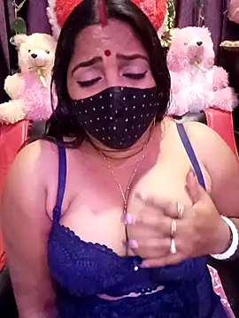 Snapshot of ella_mariya chatting on 22, 4, 2026 ella mariya online show from 22, 4, 2026