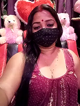 Snapshot of ella_mariya chatting on 23, 4, 2026 ella mariya online show from 23, 4, 2026