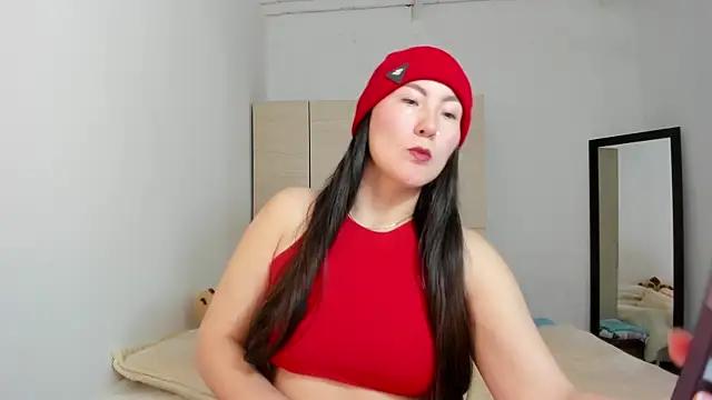 Snapshot of Elle_Lee_ chatting on 10, 9, 2025 Elle Lee online show from 10, 9, 2025