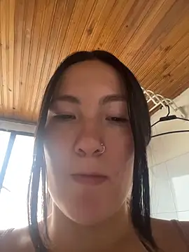 Snapshot of Elle_Lee_ chatting on 26, 11, 2025 Elle Lee online show from 26, 11, 2025