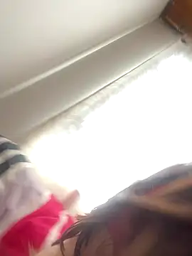 Snapshot of Elle_Lee_ chatting on 14, 12, 2025 Elle Lee online show from 14, 12, 2025