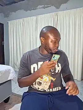 Snapshot of LaughRiotX chatting on 13, 3, 2026 LaughRiotX online show from 13, 3, 2026