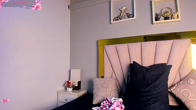 Snapshot of vahiolet_fuentes chatting on 30, 4, 2026 vahiolet fuentes online show from 30, 4, 2026