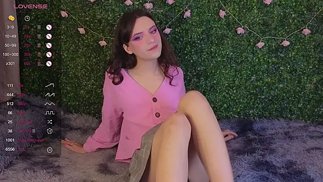 Snapshot of EkaterinaUpple chatting on 28, 3, 2026 EkaterinaUpple online show from 28, 3, 2026