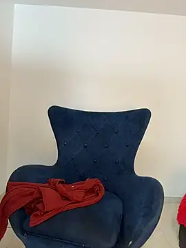 Snapshot of karenlennox1 chatting on 5, 3, 2026 karenlennox1 online show from 5, 3, 2026