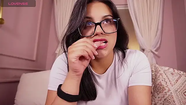 Sophia wilsonn  online show from 17, 2, 2026