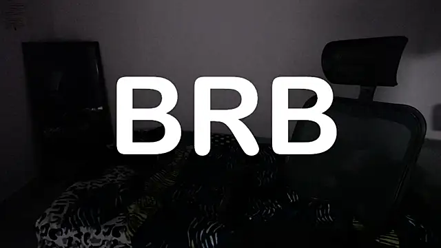 Snapshot of present_the_magic chatting on 16, 11, 2025 present the magic online show from 16, 11, 2025