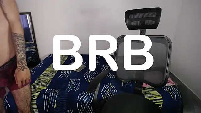 Snapshot of present_the_magic chatting on 22, 11, 2025 present the magic online show from 22, 11, 2025