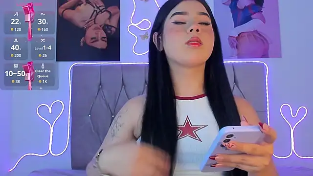 Snapshot of Ashley_piinkk_ chatting on 29, 4, 2026 Ashley piinkk online show from 29, 4, 2026