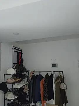 Snapshot of Jhonyblack_1 chatting on 13, 4, 2026 Jhonyblack 1 online show from 13, 4, 2026