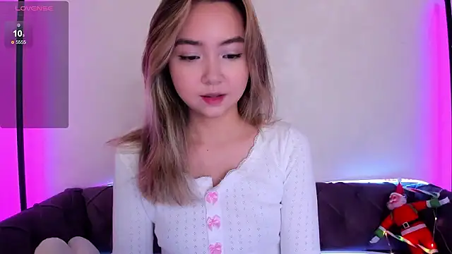 Snapshot of Fluffy_Rose chatting on 9, 12, 2024 Fluffy Rose online show from 9, 12, 2024