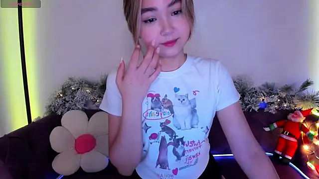 Snapshot of Fluffy_Rose chatting on 21, 12, 2024 Fluffy Rose online show from 21, 12, 2024