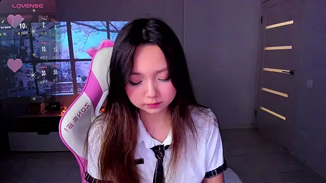 Snapshot of Fluffy_Rose chatting on 30, 11, 2025 Fluffy Rose online show from 30, 11, 2025