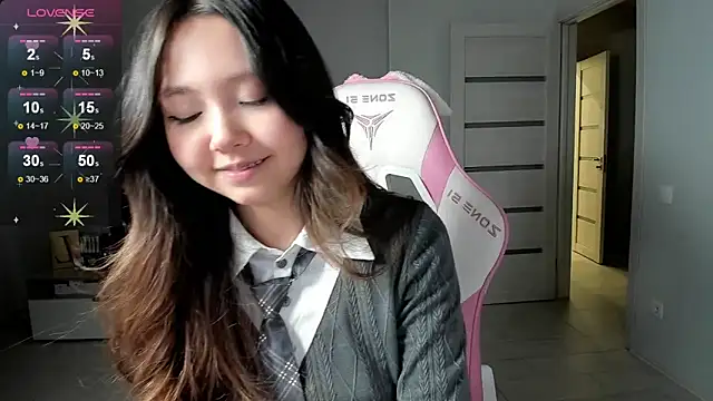 Fluffy Rose online show from 12, 2, 2026