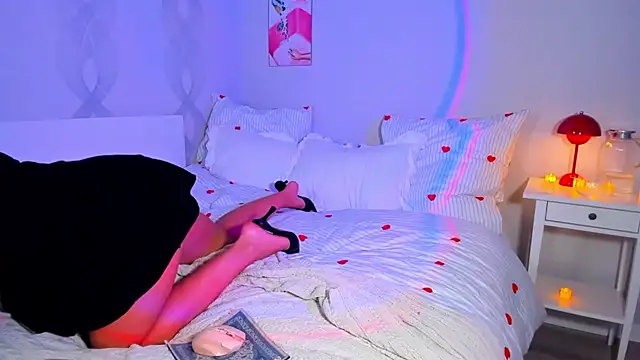 Snapshot of mirrorofsoul chatting on 19, 11, 2025 mirrorofsoul online show from 19, 11, 2025