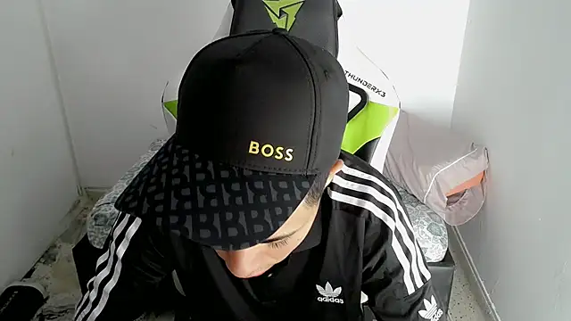 Snapshot of bby_santi chatting on 20, 3, 2025 bby santi online show from 20, 3, 2025