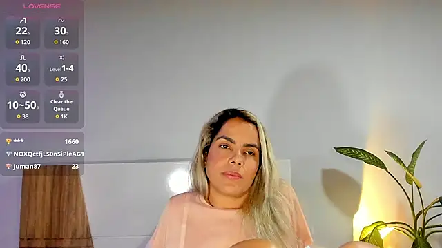 Snapshot of ClaraMariaMon chatting on 26, 12, 2024 ClaraMariaMon online show from 26, 12, 2024