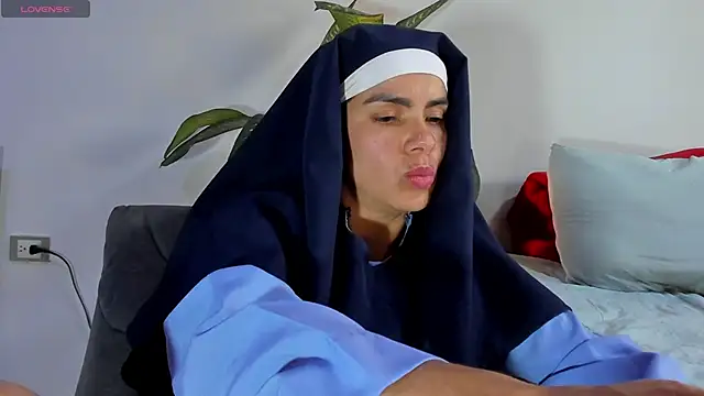 Snapshot of ClaraMariaMon chatting on 1, 2, 2025 ClaraMariaMon online show from 1, 2, 2025