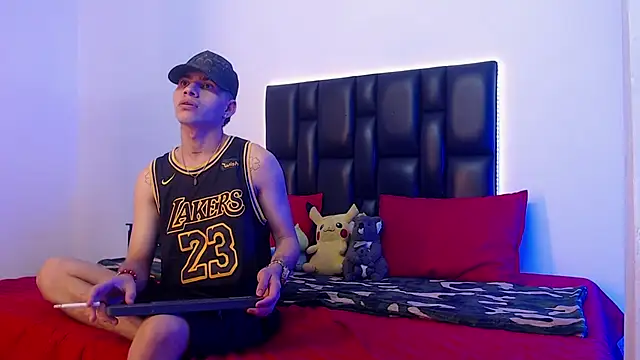 Brutal Sex Fucking online show from 25, 2, 2025