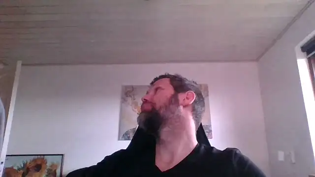 Snapshot of Gotta1 chatting on 11, 3, 2026 Gotta1 online show from 11, 3, 2026