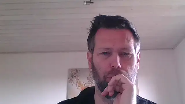 Snapshot of Gotta1 chatting on 12, 4, 2026 Gotta1 online show from 12, 4, 2026