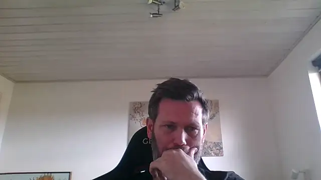 Snapshot of Gotta1 chatting on 15, 4, 2026 Gotta1 online show from 15, 4, 2026