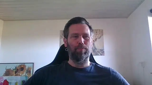 Snapshot of Gotta1 chatting on 23, 4, 2026 Gotta1 online show from 23, 4, 2026