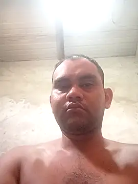 travieso2893 online show from 4, 3, 2025