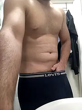 Snapshot of samcumms chatting on 3, 3, 2025 samcumms online show from 3, 3, 2025