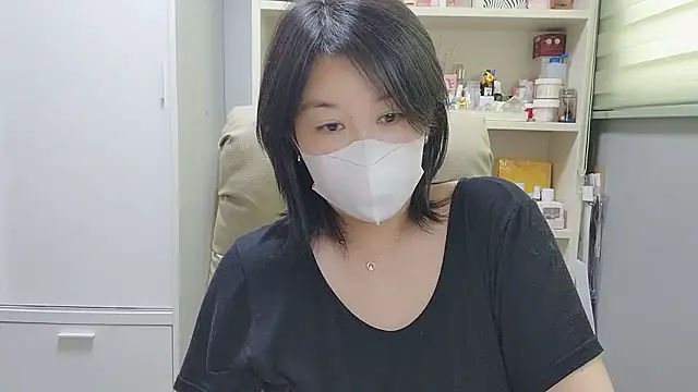 HaNa Kim online show from 22, 6, 2026