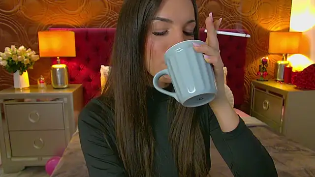 IrisMonn online show from 6, 4, 2026