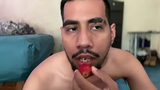 Snapshot of EnriquePersian197 chatting on 19, 1, 2025 EnriquePersian197 online show from 19, 1, 2025