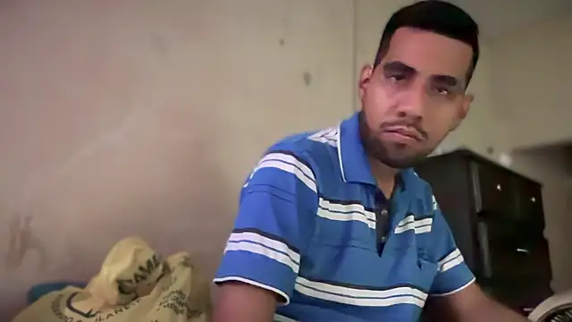 Snapshot of EnriquePersian197 chatting on 11, 2, 2025 EnriquePersian197 online show from 11, 2, 2025