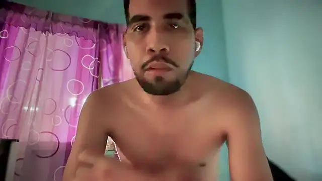 Snapshot of EnriquePersian197 chatting on 18, 2, 2025 EnriquePersian197 online show from 18, 2, 2025