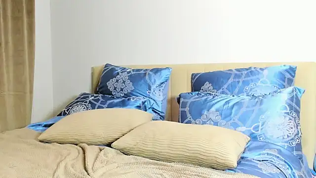 kirraa  online show from 14, 2, 2026