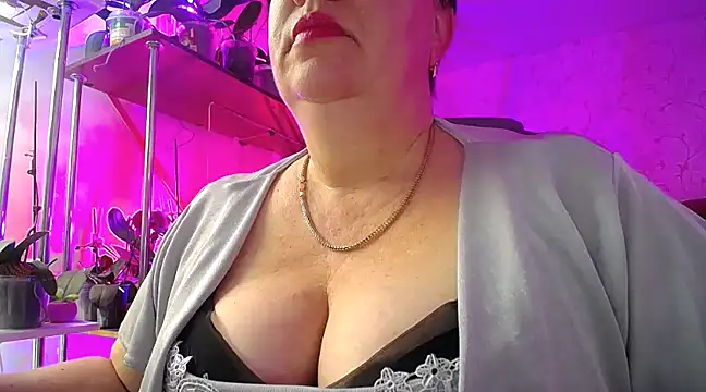 Snapshot of _Sweet_Woman chatting on 8, 2, 2025  Sweet Woman online show from 8, 2, 2025