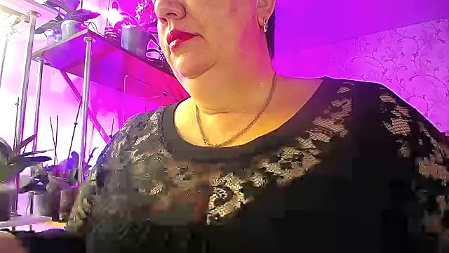 Snapshot of _Sweet_Woman chatting on 14, 10, 2025  Sweet Woman online show from 14, 10, 2025