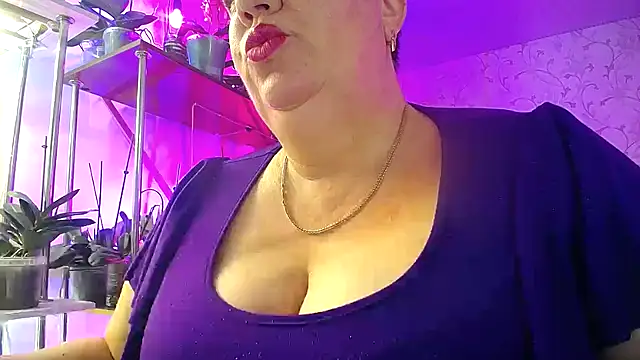 Snapshot of _Sweet_Woman chatting on 24, 10, 2025  Sweet Woman online show from 24, 10, 2025