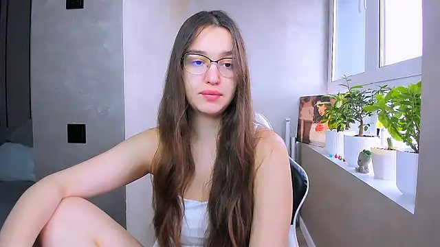 Snapshot of fancy_bunny chatting on 6, 4, 2026 fancy bunny online show from 6, 4, 2026