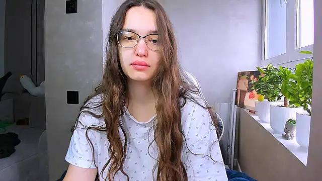 Snapshot of fancy_bunny chatting on 24, 4, 2026 fancy bunny online show from 24, 4, 2026