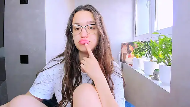 Snapshot of fancy_bunny chatting on 25, 4, 2026 fancy bunny online show from 25, 4, 2026