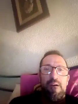 Porco81cazzo online show from 15, 1, 2026