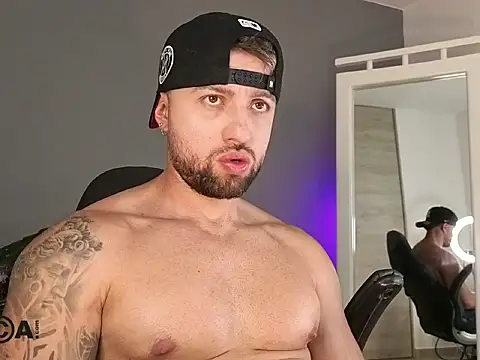 OwenMaximus814 online show from 23, 2, 2026