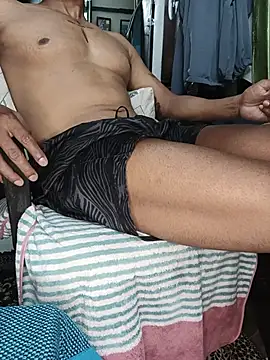 Snapshot of loveboyrp chatting on 21, 7, 2026 loveboyrp online show from 21, 7, 2026