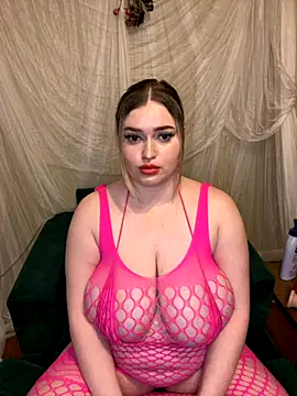 Snapshot of miriase chatting on 12, 10, 2025 miriase online show from 12, 10, 2025