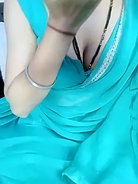 Snapshot of Bulbul_02 chatting on 22, 11, 2025 Bulbul 02 online show from 22, 11, 2025