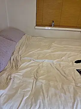 Snapshot of lilylove27 chatting on 21, 9, 2025 lilylove27 online show from 21, 9, 2025