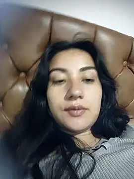 Snapshot of Hellen_Alex chatting on 2, 4, 2026 Hellen Alex online show from 2, 4, 2026