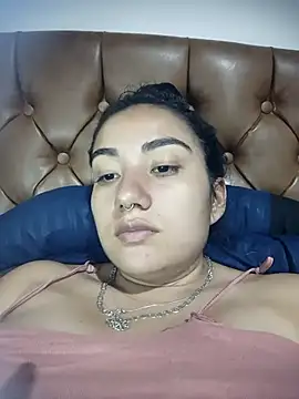 Snapshot of Hellen_Alex chatting on 6, 4, 2026 Hellen Alex online show from 6, 4, 2026
